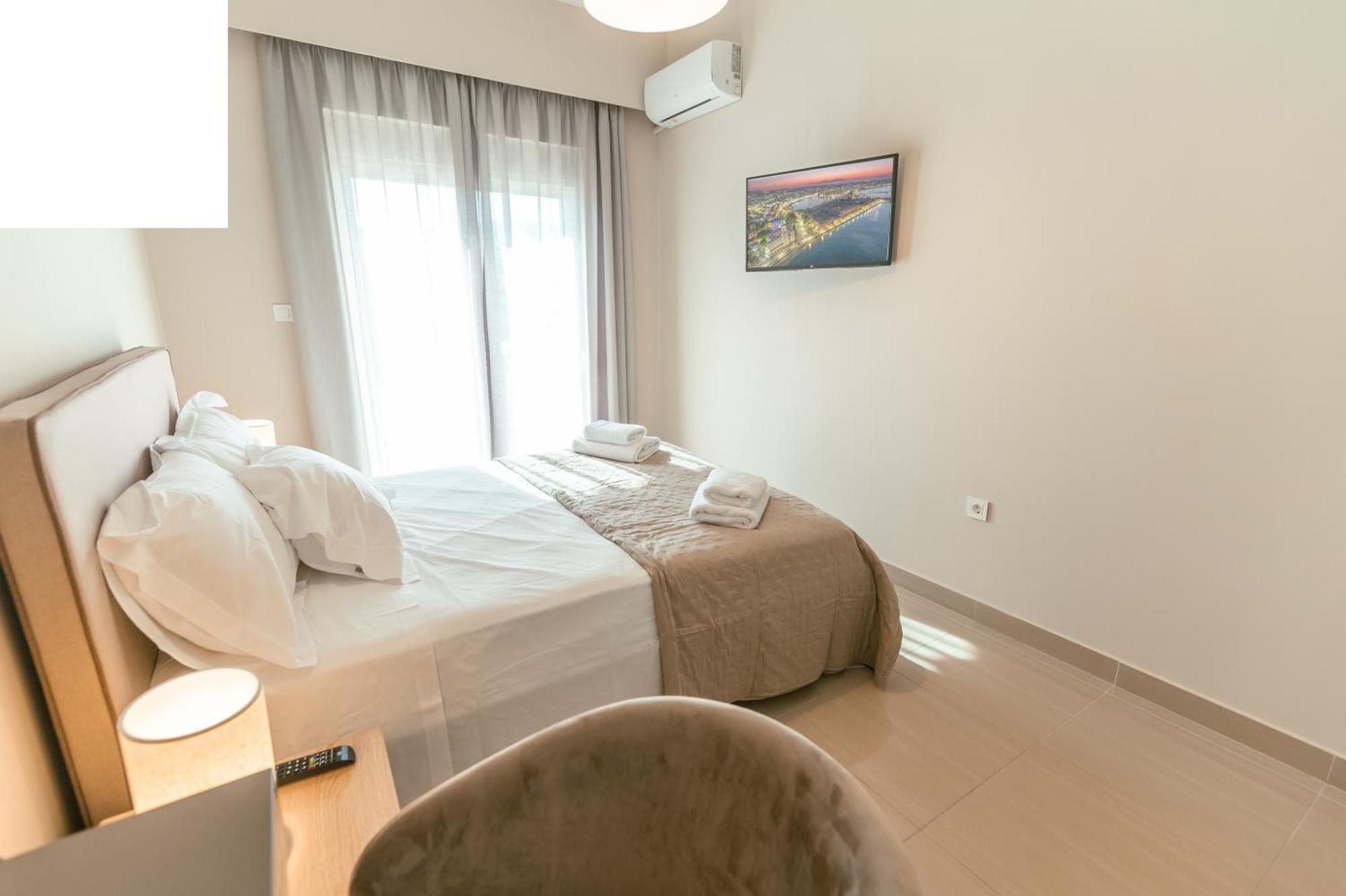 Brand New Elegant Suite Platánion Exterior photo