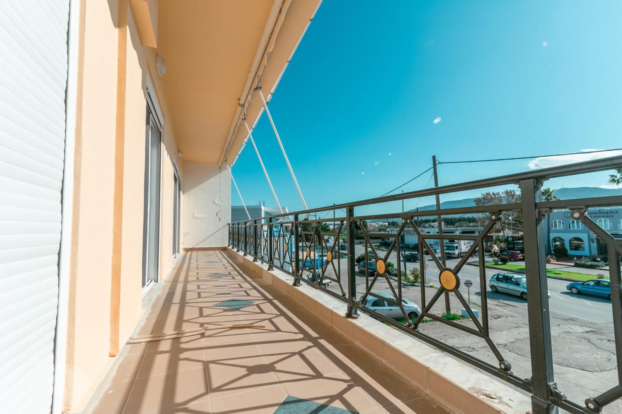 Brand New Elegant Suite Platánion Exterior photo