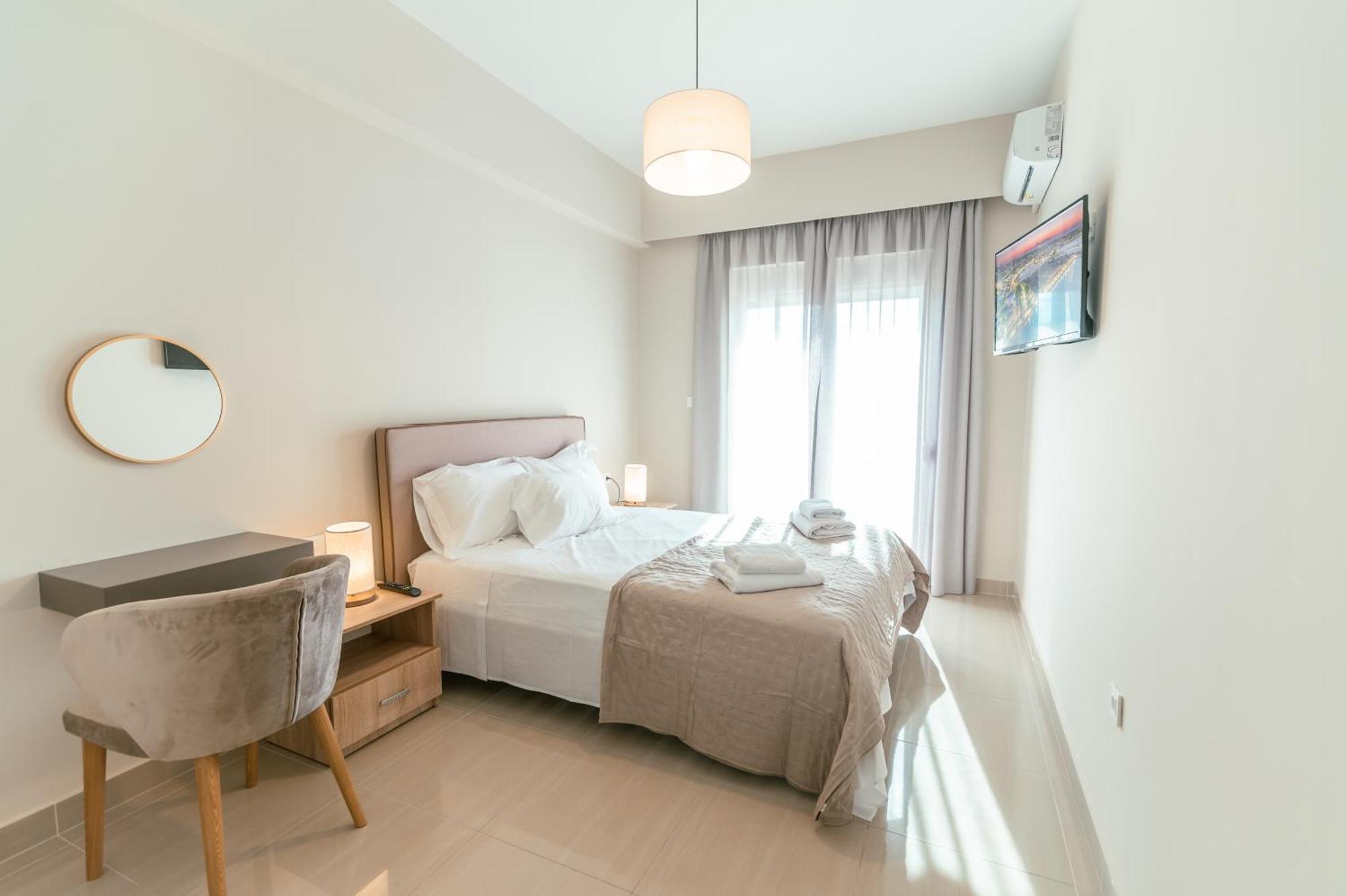 Brand New Elegant Suite Platánion Exterior photo